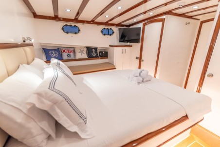 Custom Made Bernis Bernis