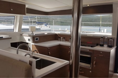 Catana Group Bali 4.2 - 4 + 1 cab. Ziphius