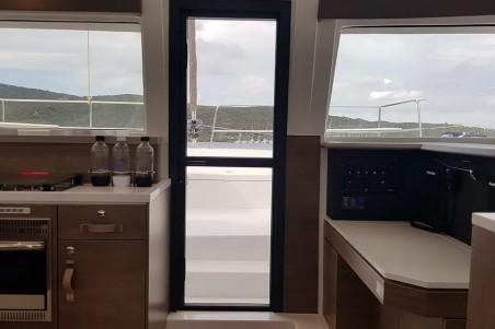 Catana Group Bali 4.2 - 4 + 1 cab. Ziphius