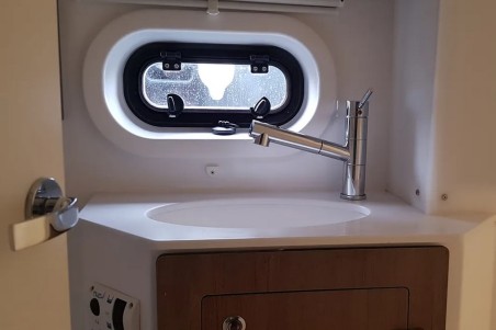 Catana Group Bali 4.2 - 4 + 1 cab. Ziphius