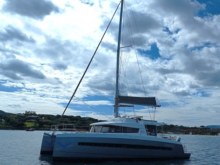 Catana Group Bali 4.3 - 4 + 2 cab. Hogwarts