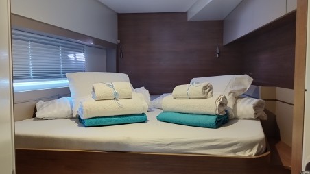 Catana Group Bali 4.4 - 4 + 1 cab. Stenella