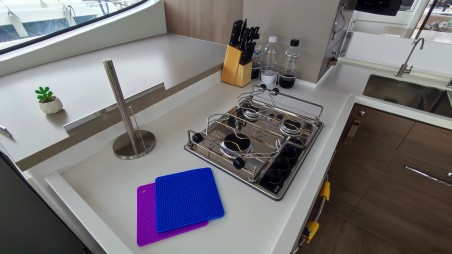 Catana Group Bali 4.8 - 6 + 1 cab. Physeter