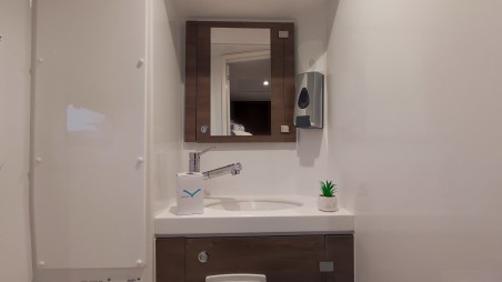 Catana Group Bali 4.8 - 6 + 1 cab. Physeter