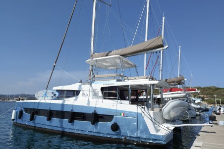 Catana Group Bali 4.8 - 6 + 1 cab. Steno