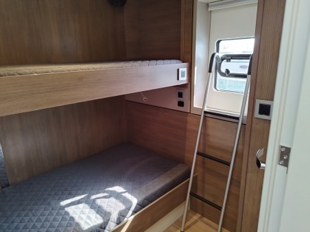 Catana Group Bali 4.8 - 6 + 1 cab. Steno