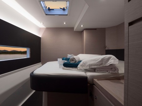 Dufour Yachts Dufour 48 Catamaran - 5 + 1 cab. Delphinus