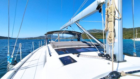 Dufour Yachts Dufour 530 - 5 + 1 cab. Asperula