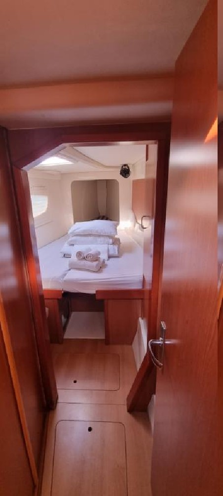 Leopard Catamarans / Robertson & Caine Leopard 44 - 4 + 2 cab. What Else