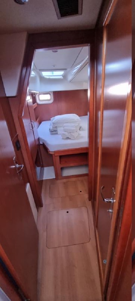 Leopard Catamarans / Robertson & Caine Leopard 44 - 4 + 2 cab. What Else