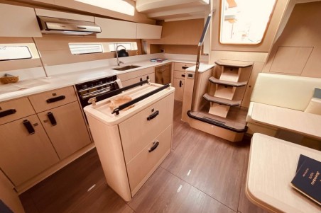 Jeanneau Jeanneau 55 - 3 + 1 cab. Marina