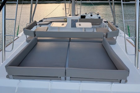 Catana Group Bali 5.4 - 6 + 2 cab. Maravela
