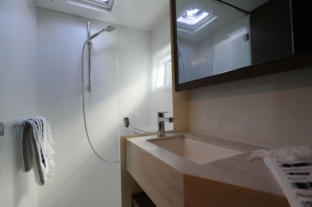 Lagoon-Bénéteau Lagoon 46 - 4 + 1 cab. Barone