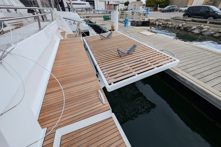 Catana Group Bali 5.4 - 6 + 2 cab. Maravela