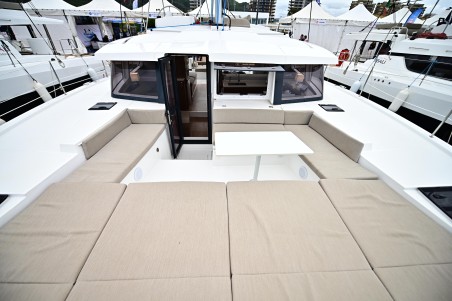 Catana Group Bali 4.2 - 4 + 1 cab. Res23