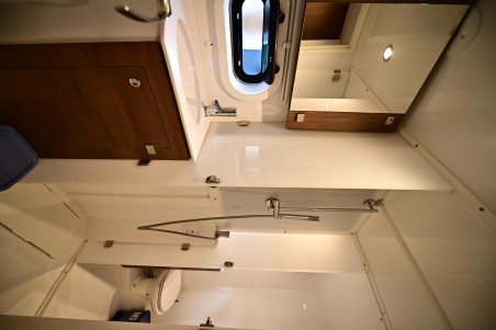 Catana Group Bali 4.2 - 4 + 1 cab. Res23