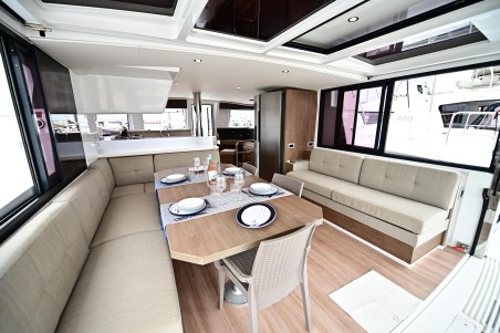 Catana Group Bali 4.4 - 4 + 1 cab. Cio