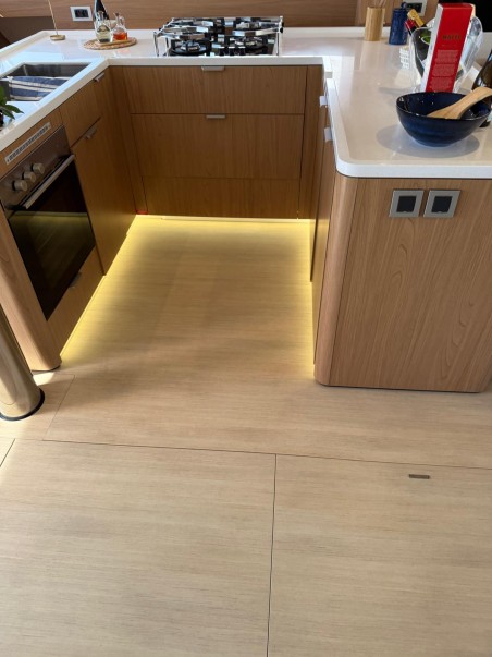 Catana Group Bali 5.8 - 5 + 2 cab. Alhena