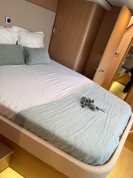 Catana Group Bali 5.8 - 5 + 2 cab. Alhena