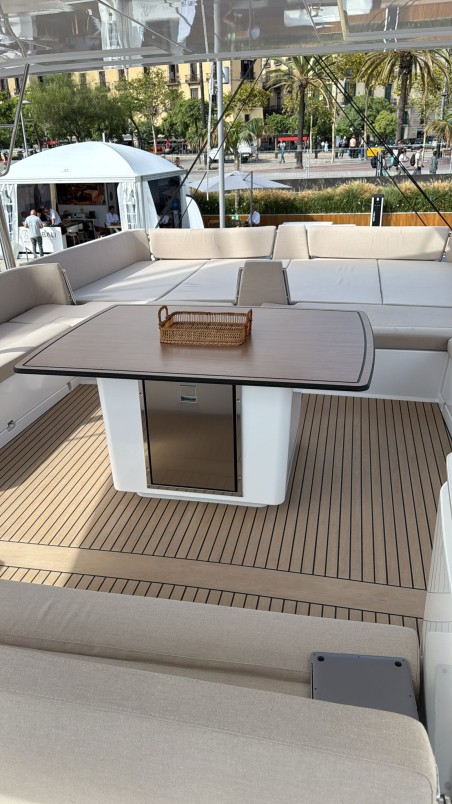 Catana Group Bali 5.8 - 5 + 2 cab. Alhena