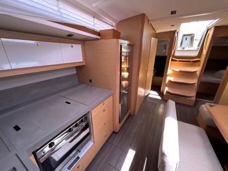 Dufour Yachts Dufour 470 - 4 + 1 cab. Emma