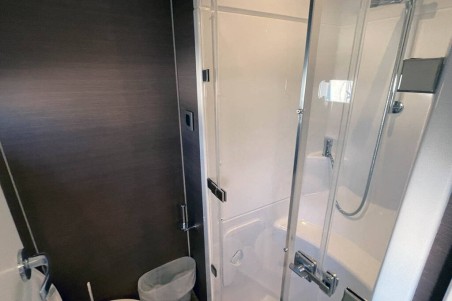 Catana Group Bali 5.4 - 6 + 2 cab. Ne Plus Ultra