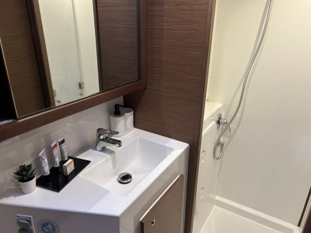 Lagoon-Bénéteau Lagoon 42 - 4 + 1 cab. Fujin