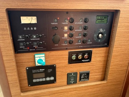 Lagoon-Bénéteau Lagoon 42 - 4 + 1 cab. Fujin