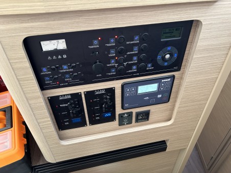 Lagoon-Bénéteau Lagoon 42 - 4 + 1 cab. Kami