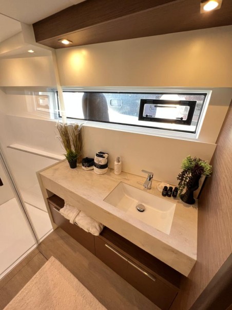 Lagoon-Bénéteau Lagoon 50 OW - 4 + 1 cab. Swice