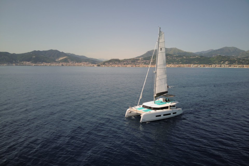 Dufour Yachts Dufour 48 Catamaran - 5 + 1 cab. Futura