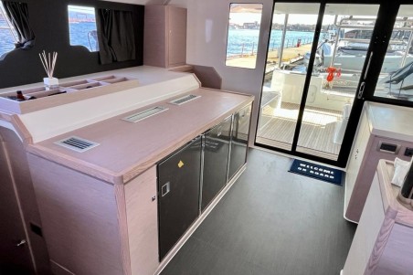 Dufour Yachts Dufour 48 Catamaran - 5 + 1 cab. Lublu