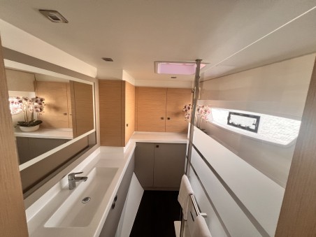Fountaine Pajot Fountaine Pajot Astrea 42 - 3 + 1 cab. Bollinger