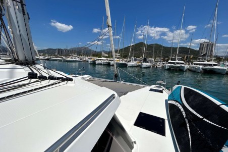 Fountaine Pajot Fountaine Pajot Elba 45 - 4 + 1 cab. Krug