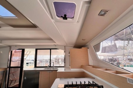 Fountaine Pajot Fountaine Pajot Elba 45 - 4 + 1 cab. Nami