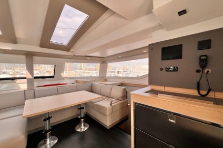 Fountaine Pajot Fountaine Pajot Elba 45 - 4 + 1 cab. Nami