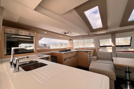 Fountaine Pajot Fountaine Pajot Elba 45 - 4 + 1 cab. Ruinart