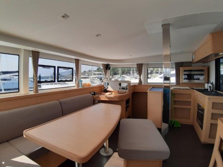 Fountaine Pajot Fountaine Pajot Elba 45 - 4 + 2 cab. Shavasan