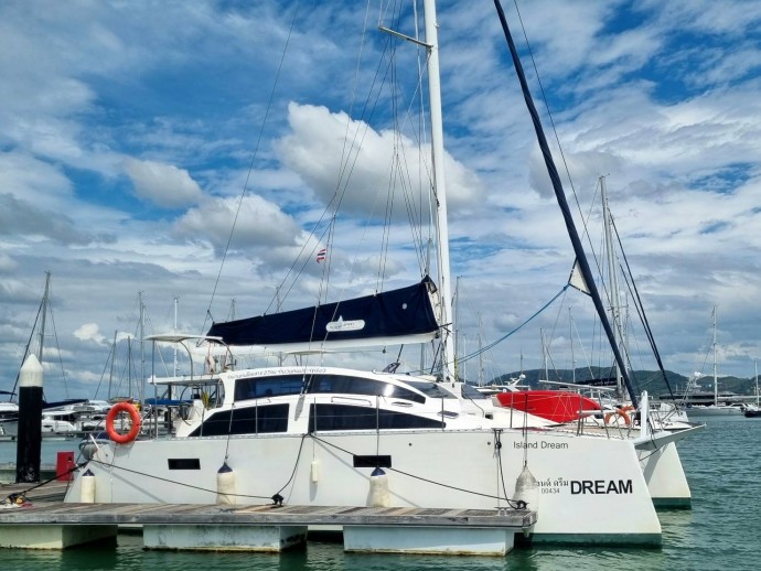 Island Spirit Yachts Island Spirit 38 - 4 cab. Island Dream