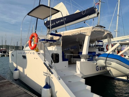 Island Spirit Yachts Island Spirit 410 Gauthai