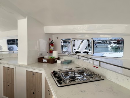 Island Spirit Yachts Island Spirit 410 Isle Phantom