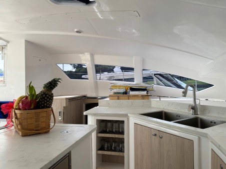 Island Spirit Yachts Island Spirit 410 Isle Phantom