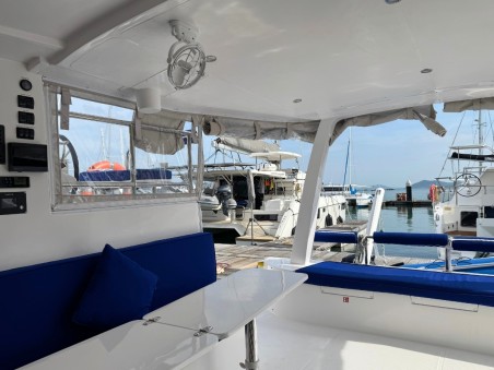 Island Spirit Yachts Island Spirit 410 Isle Phantom