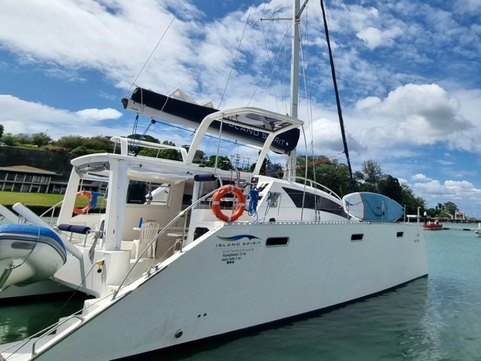 Island Spirit Yachts Island Spirit 410 Kaya