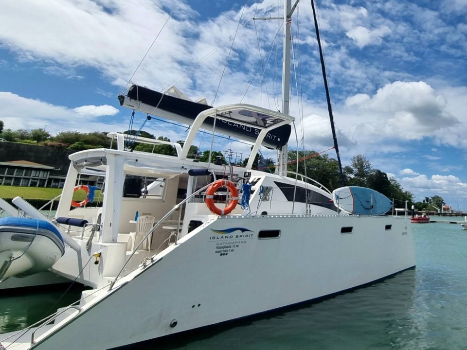 Island Spirit Yachts Island Spirit 410 Kaya