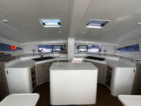 Island Spirit Yachts Island Spirit 410 Kaya
