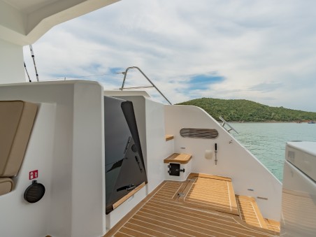 Island Spirit Yachts Island Spirit 525E Electric E-Motion
