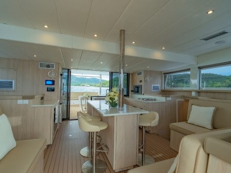 Island Spirit Yachts Island Spirit 525E Electric E-Motion