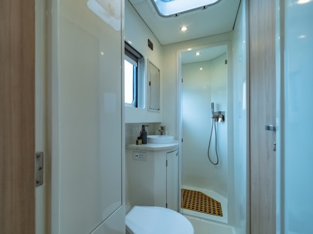 Island Spirit Yachts Island Spirit 525E Electric E-Motion