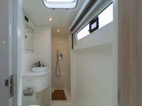 Island Spirit Yachts Island Spirit 525E Electric E-Motion